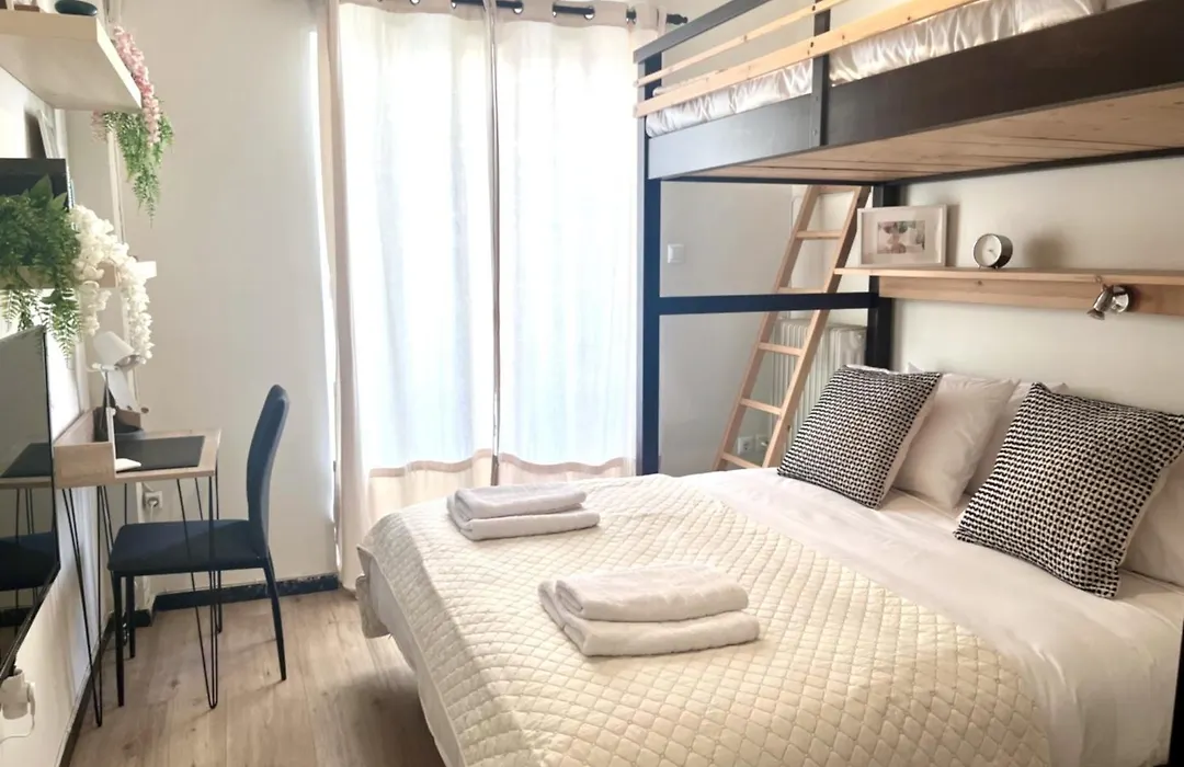 Cosy Studio In Pagrati Caravel, 4Th Floor-1